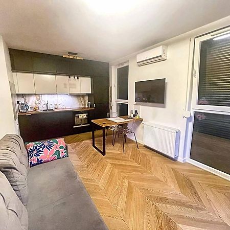 Garden Apartment Self Check-In - Bezkluczowy Dostep W 10 Minut O Kazdej Porze Cracovia Esterno foto